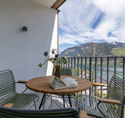 Nikolaus by AvenidA | 4-Schlafzimmer Panorama Penthouse mit Sauna