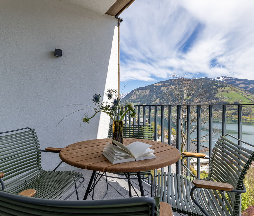 Nikolaus by AvenidA | 4-Schlafzimmer Panorama Penthouse mit Sauna