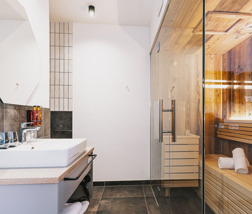 Nikolaus by AvenidA | Deluxe Double Room View with Sauna